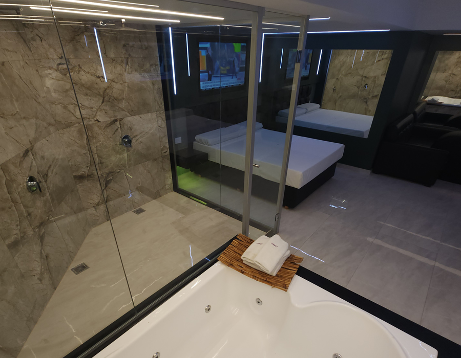 LOFT SWINGER 1